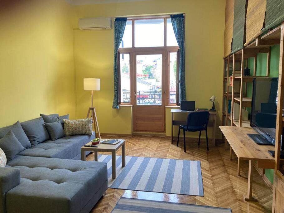 Oh Lola! Apartment เบลเกรด ภายนอก รูปภาพ